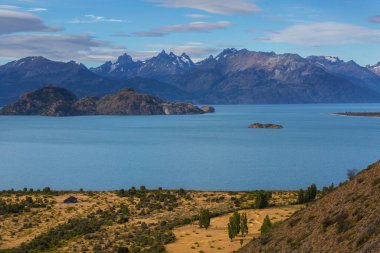 General Carrera Gölü, Carretera Austral, Patagonya - Şili. Güney Amerika 'nın güzel doğal manzaraları