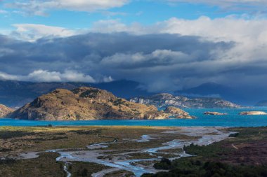 General Carrera Gölü, Carretera Austral, Patagonya - Şili. Güney Amerika 'nın güzel doğal manzaraları