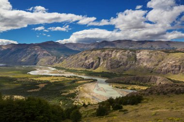 Carretera Austral, Patagonya, Güney Şili boyunca güzel dağ manzaraları
