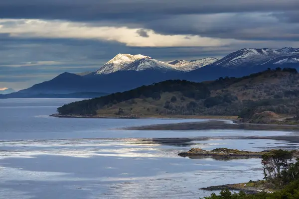 Slutten Verdens Vakre Naturlandskap Rundt Beagle Lyd Ushuaia Argentina stockbilde