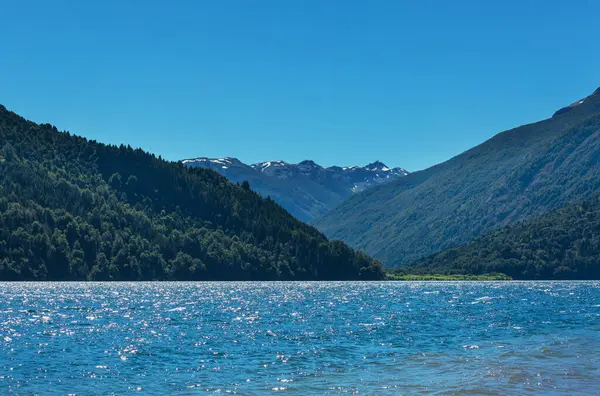 Prachtige Berglandschappen Patagonië Bergen Meer Argentinië Zuid Amerika Rechtenvrije Stockafbeeldingen