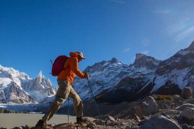 Patagonya dağlarında yürüyüş, Arjantin