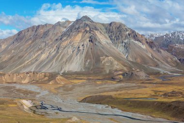 Valle Hermosa 'daki inanılmaz dağ manzaraları, Arjantin, Güney Amerika