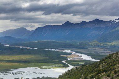 Carretera Austral, Patagonya, Güney Şili boyunca güzel dağ manzaraları