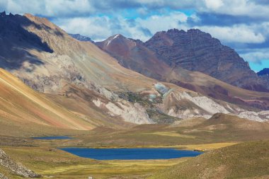 Valle Hermosa 'daki inanılmaz dağ manzaraları, Arjantin, Güney Amerika