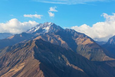 Cordillera Blanca, Peru, Güney Amerika 'daki güzel dağ manzaraları