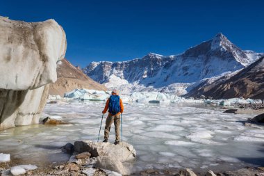 Patagonya dağlarında yürüyüş, Arjantin