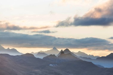 Peru 'daki And Dağları' ndaki (veya Güney Cordilleras 'taki) güzel dağlar
