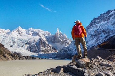 Patagonya dağlarında yürüyüş, Arjantin