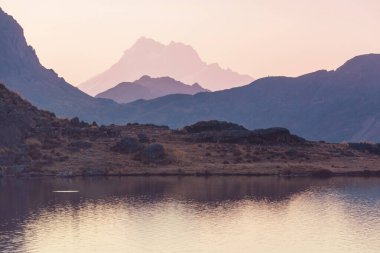 Cordillera Blanca 'da güzel dağlar, Peru, Güney Amerika