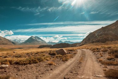 Valle Hermosa 'daki inanılmaz dağ manzaraları, Arjantin, Güney Amerika
