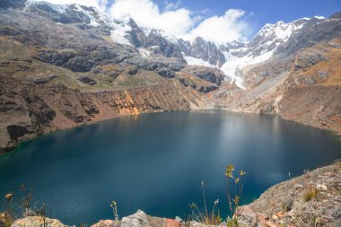 Cordillera Blanca 'da güzel dağlar, Peru, Güney Amerika