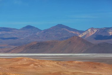 Kuzey Şili 'nin fantastik manzaraları, Atacama Çölü. Güzel, ilham verici doğal manzaralar..