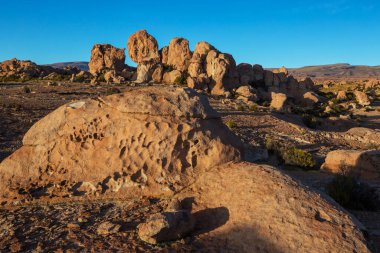 Bolivya 'daki kayalıklar vadisinde güzel bir gün batımı