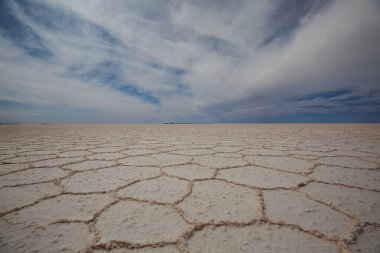 Salar de Uyuni, Bolivya, Güney Amerika 'da alışılmadık terk edilmiş peyzajlar