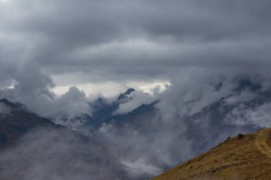 Cordillera Blanca, Peru, Güney Amerika 'daki güzel dağ manzaraları