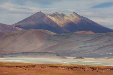 Kuzey Şili 'nin fantastik manzaraları, Atacama Çölü. Güzel, ilham verici doğal manzaralar..