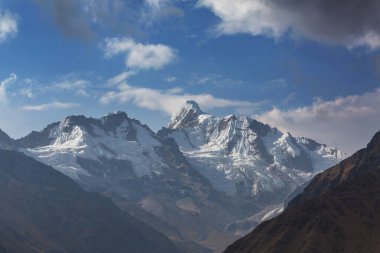 Cordillera Blanca, Peru, Güney Amerika 'daki güzel dağ manzaraları