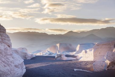 Kuzey Arjantin 'in fantastik manzaraları. Güzel, ilham verici doğal manzaralar. Campo de Piedra Pomez Antofagasta de la Sierra yakınlarında, Puna.