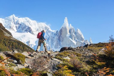 Patagonya dağlarında yürüyüş, Arjantin