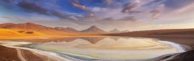 Atacama Çölü, Kuzey Şili 'deki güzel doğal manzaralar.