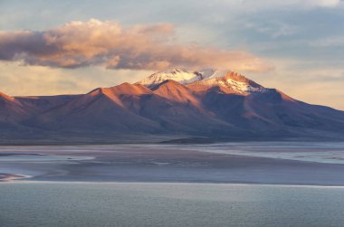 Atacama Çölü, Kuzey Şili 'deki güzel doğal manzaralar.