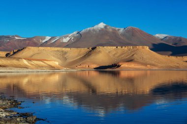 Atacama Çölü, Kuzey Şili 'deki güzel doğal manzaralar.