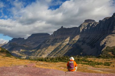 Buzul Ulusal Parkı 'nda yürüyüş, Montana