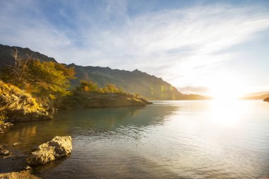 Arjantin, Güney Amerika 'daki Perito Moreno Ulusal Parkı' nda fantastik dağ manzaraları.
