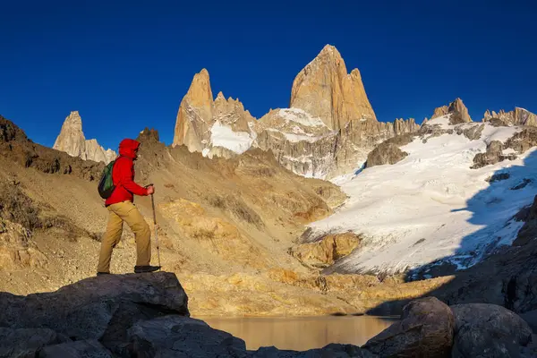 Patagonya dağlarında yürüyüş, Arjantin