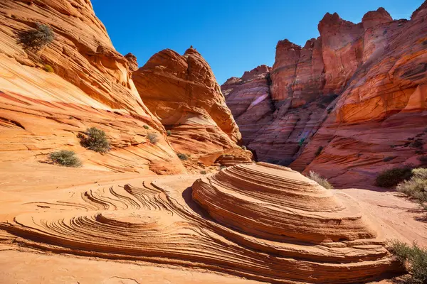 Utah, ABD 'de kumtaşı oluşumları. Güzel Alışılmadık manzaralar.