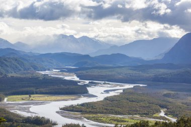 Carretera Austral, Patagonya, Güney Şili boyunca güzel dağ manzaraları