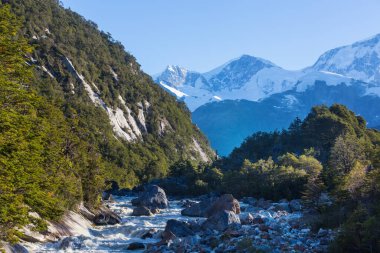 Carretera Austral, Patagonya, Güney Şili boyunca güzel dağ manzaraları