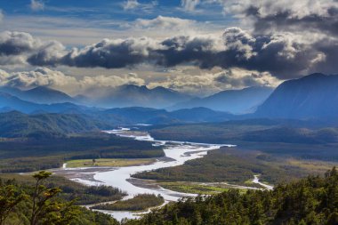 Carretera Austral, Patagonya, Güney Şili boyunca güzel dağ manzaraları