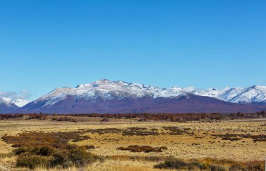 Patagonya dağlarında sonbahar sezonu, Güney Amerika, Arjantin