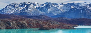Arjantin, Güney Amerika 'daki Perito Moreno Ulusal Parkı' nda fantastik dağ manzaraları.