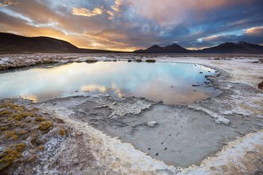Atacama Çölü, Şili, Güney Amerika 'da Doğal Sıcak Bahar.
