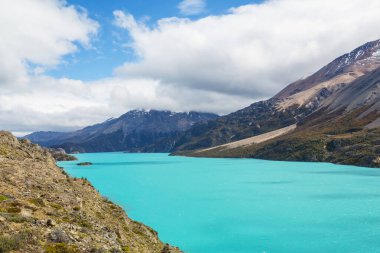 Arjantin, Güney Amerika 'daki Perito Moreno Ulusal Parkı' nda fantastik dağ manzaraları.