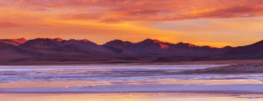 Atacama Çölü, Kuzey Şili 'deki güzel doğal manzaralar.