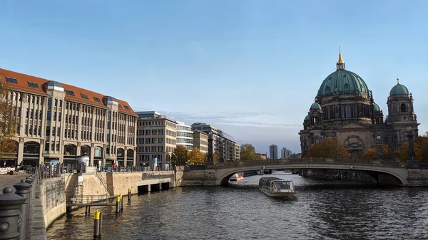 Berlijnse Kathedraal Tijdens Zonsondergang Duitsland Europa Stockfoto