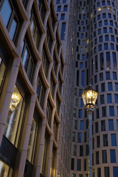 Architekturdetails Modernes Gebäude Glasfassade Geschäftshintergrund — Stockfoto