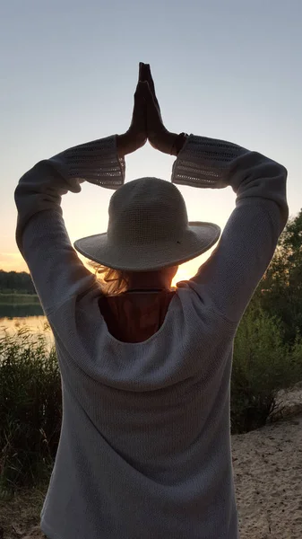 Young Healthy Woman Wearing Hat Practicing Yoga Lake Sunset Stock Picture