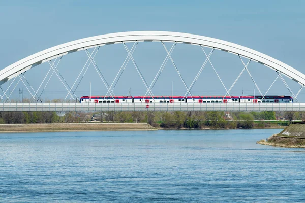 Novi Sad Sérvia Março 2023 Trem Alta Velocidade Soko Ponte — Fotografia de Stock