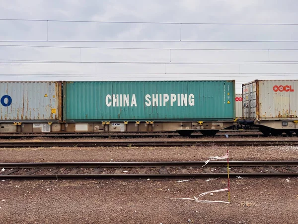 塞尔维亚诺维萨德 2023年5月11日 中国在工业园区装运集装箱车厢 — 图库照片