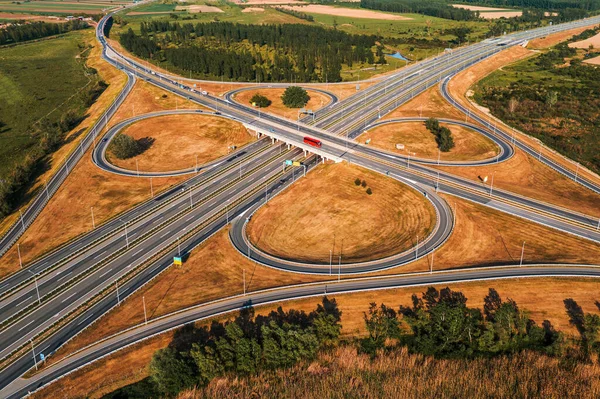 Τριφύλλι Φύλλο Σχήμα Αυτοκινητόδρομο Ανταλλαγή Από Drone Pov Θέα Υψηλής — Φωτογραφία Αρχείου