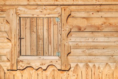 Arka plan olarak at çiftliği ahşap pencere panjurları