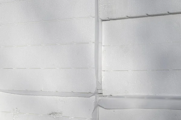建筑工地的泡沫隔热板堆栈 选择性焦距 — 图库照片