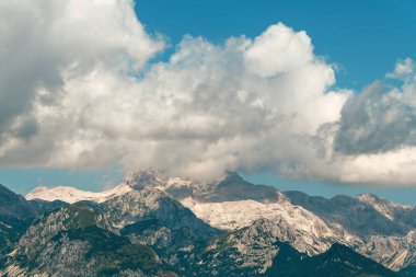 Triglav dağının zirvesi, Slovenya 'dan güzel manzara