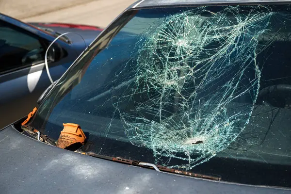 Car Accident Broken Windshield Closeup — Stock Photo, Image