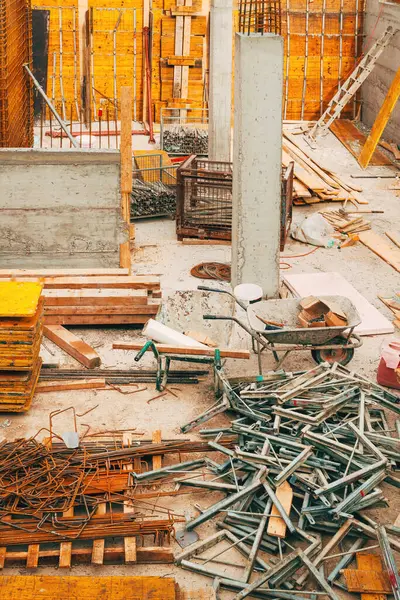 Bauwerkzeuge Und Geräte Vor Ort Blick Aus Dem Hochwinkel Stockfoto